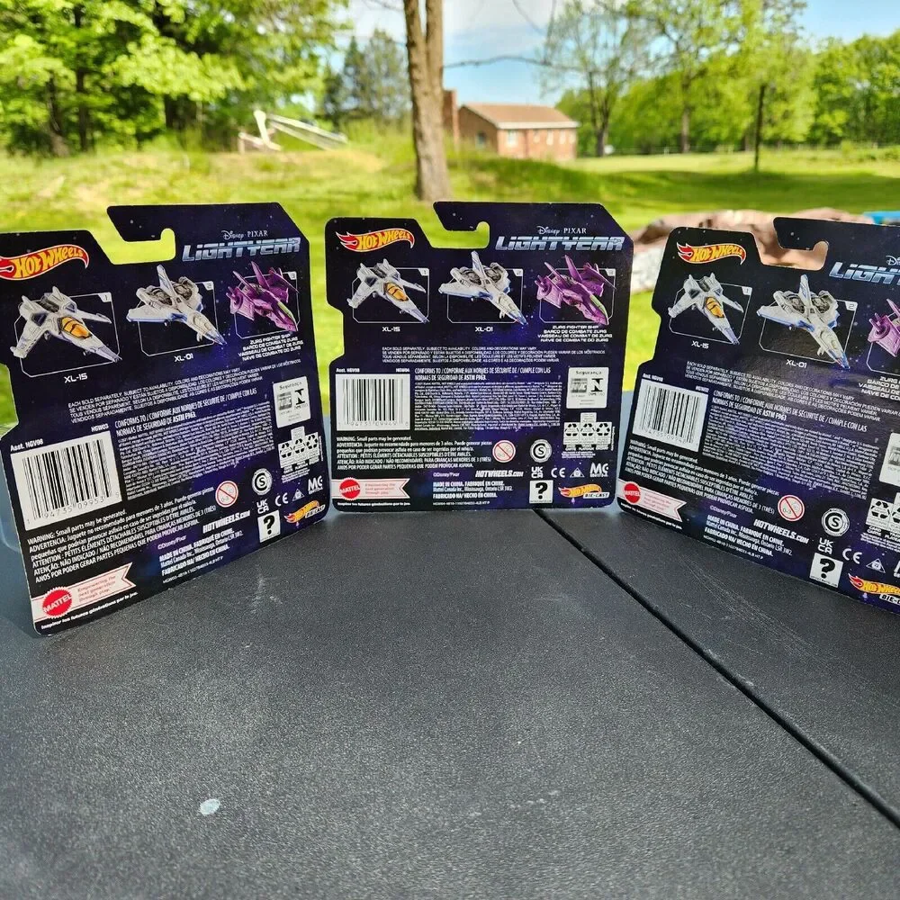 Disney Pixar Hot Wheels Lightyear Diecast XL-15 Fighter, XL-01, Zurg Fighter (3)